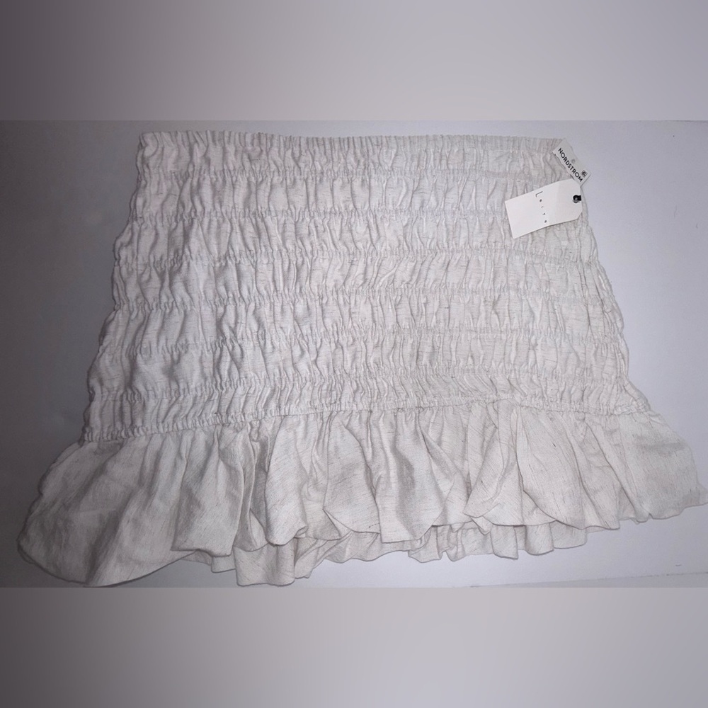 Leith White Ruffle Tiered Mini Skirt -Size L NWT - Picture 3 of 6